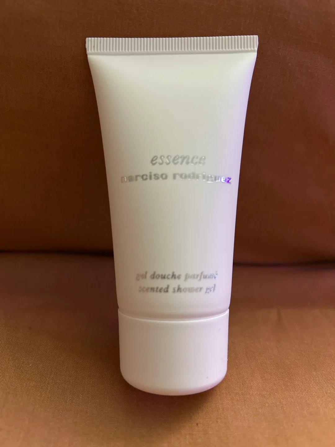 Narciso Rodriguez Essence Scented Shower Gel image indicator(3)