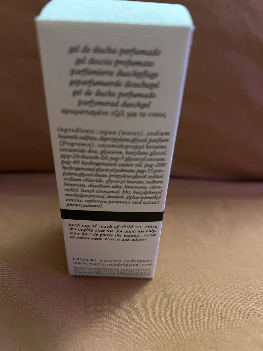 Narciso Rodriguez Essence Scented Shower Gel image indicator(2)