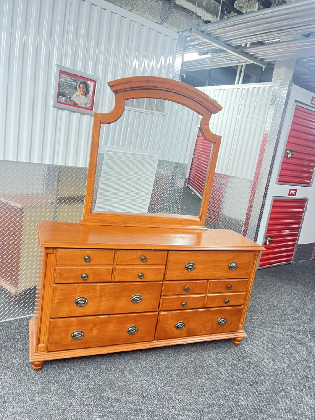 Wooden dresser with mirror - photo 2