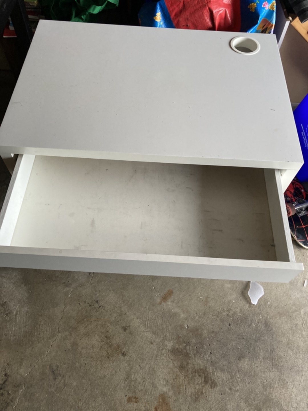 White Desk with Drawer - photo 3