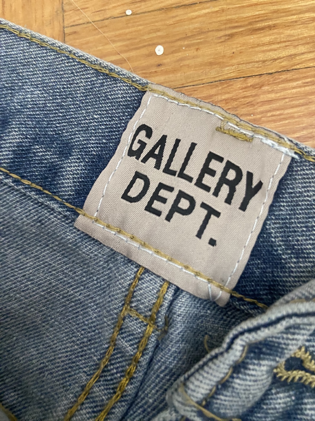 *BRAND NEW READ DESC* Gallery Dept Flared Jeans - photo 4
