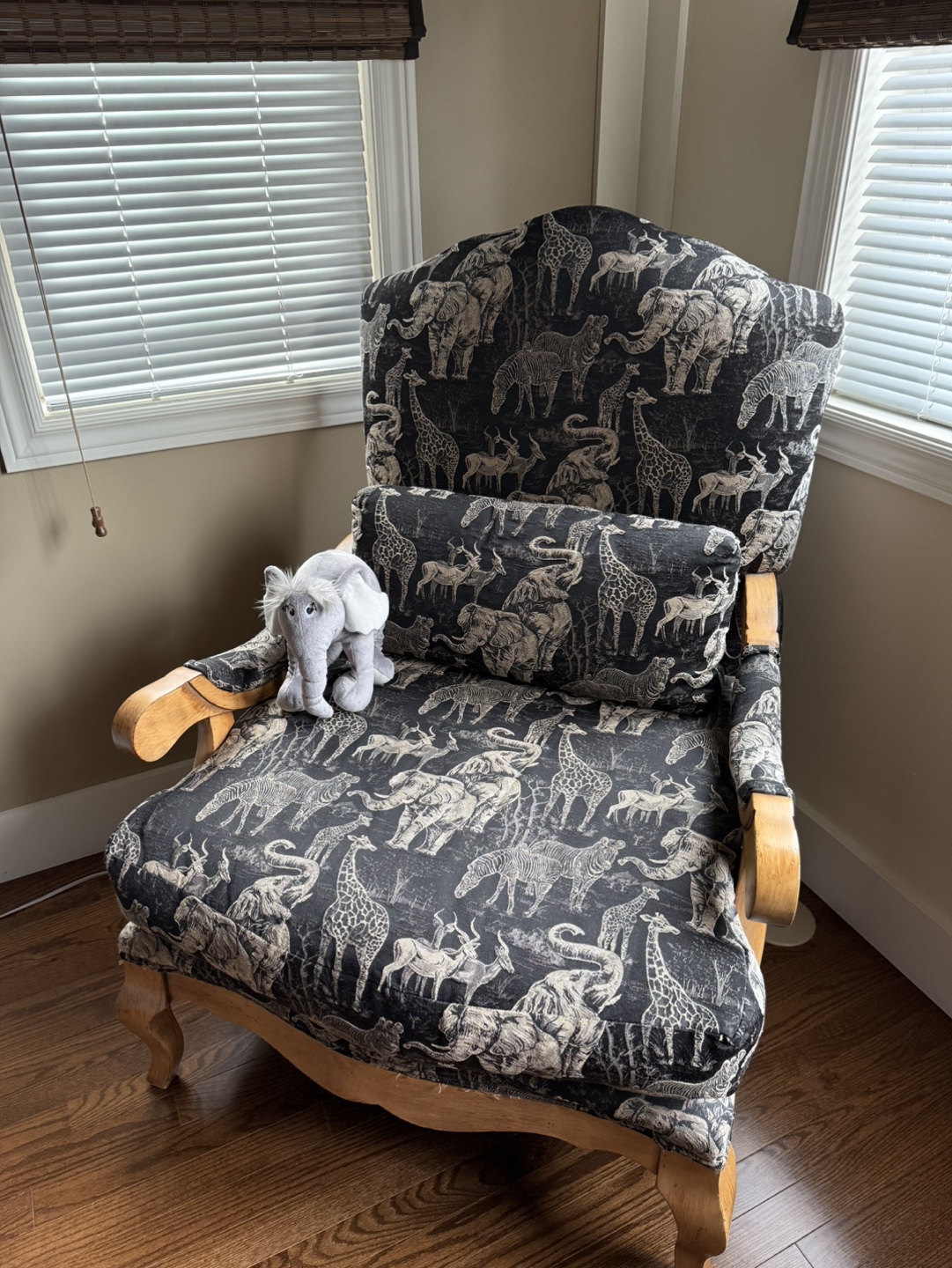 Safari Print Accent Chair and Ottoman - photo 3