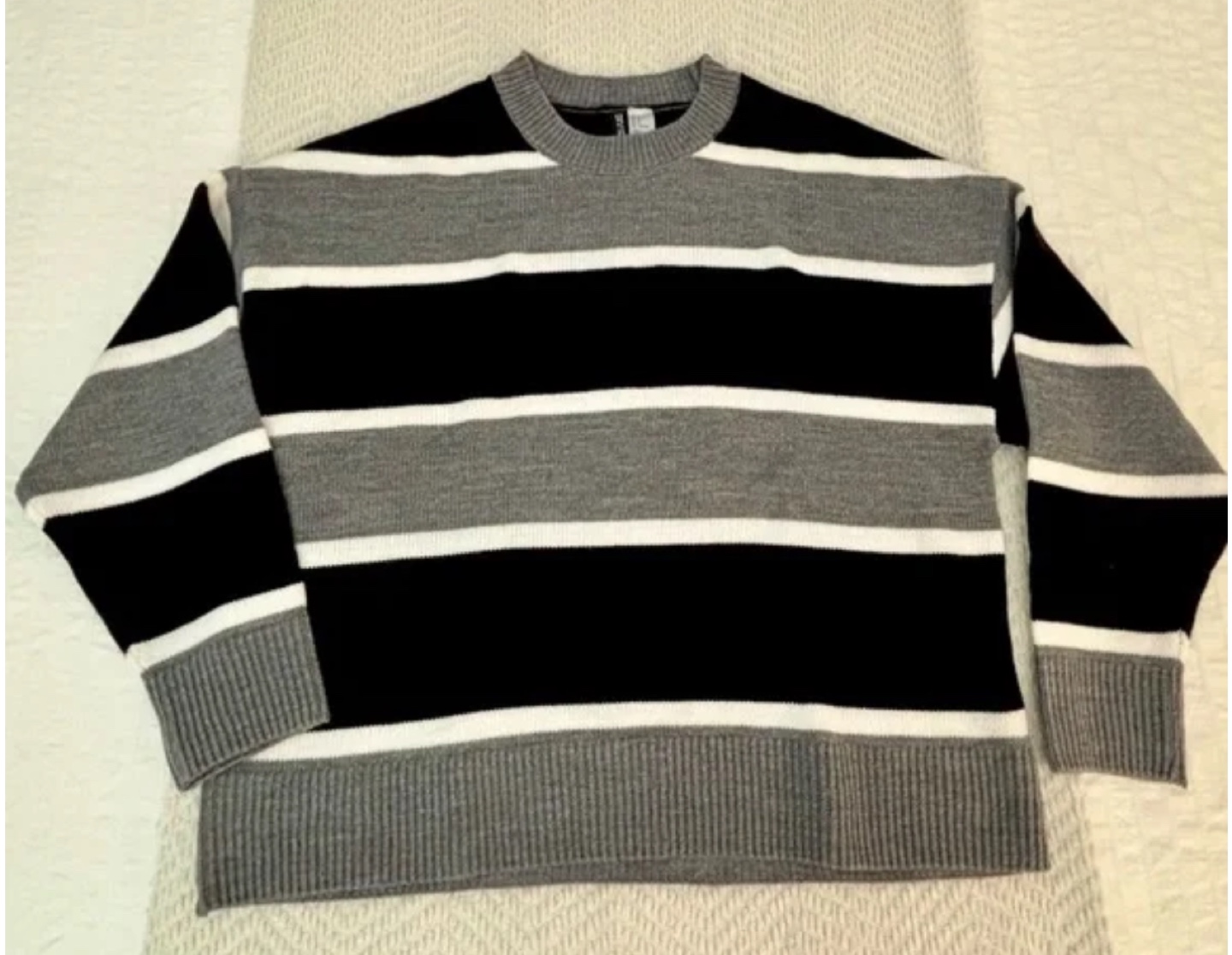 H&M Divided Striped Knit Sweater - Medium - photo 5