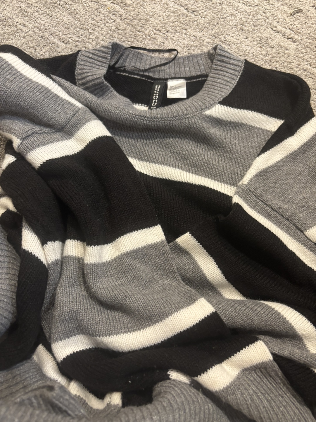 H&M Divided Striped Knit Sweater - Medium - photo 3