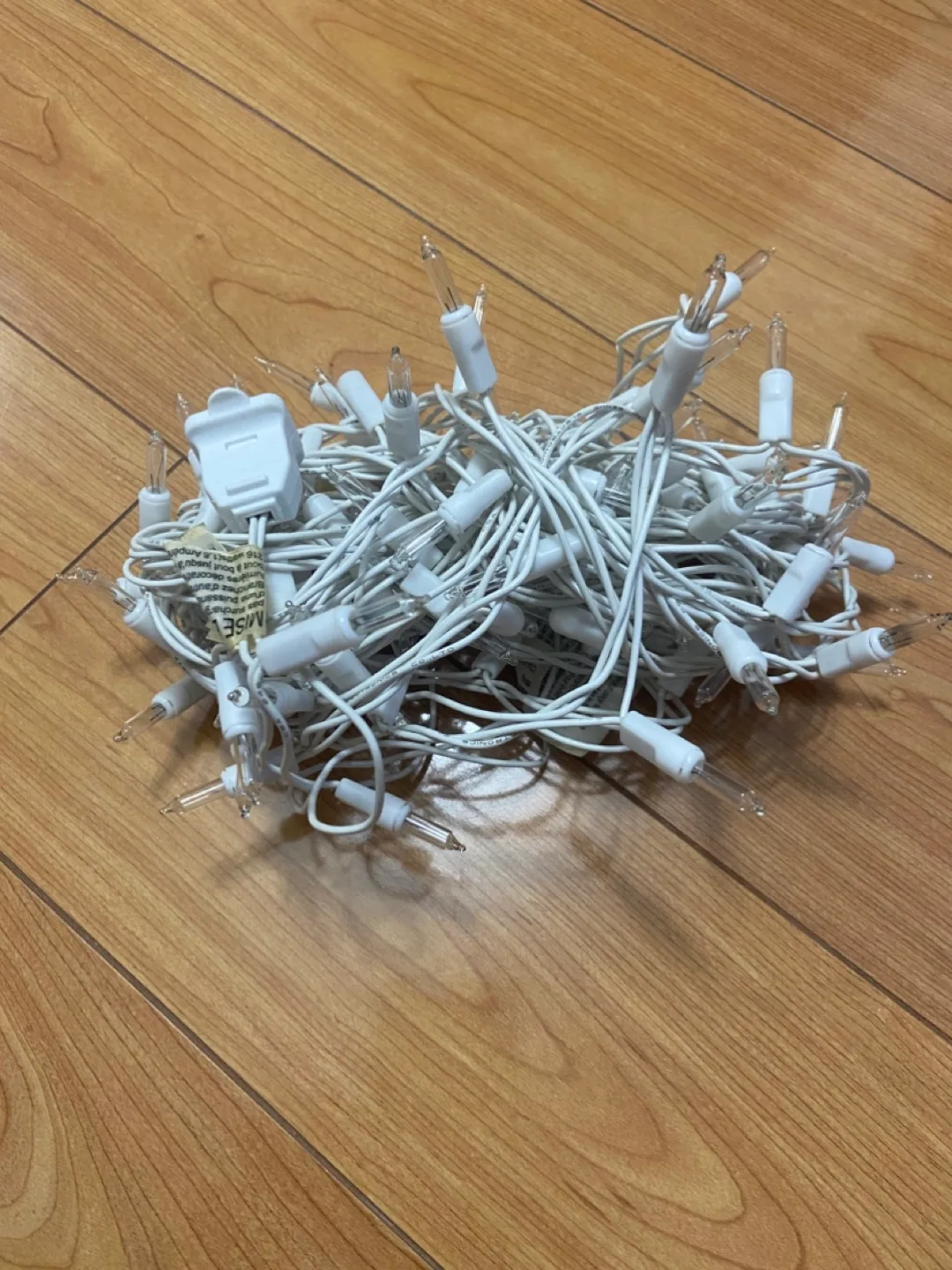 #Freecycle: Holiday Lights READ image indicator(3)