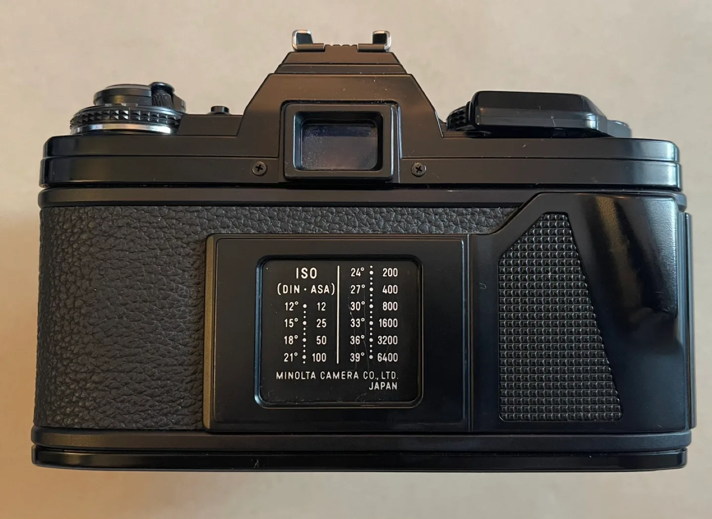 Minolta X-700 Film Camera with 49mm Black’s 1A Lens image indicator(4)