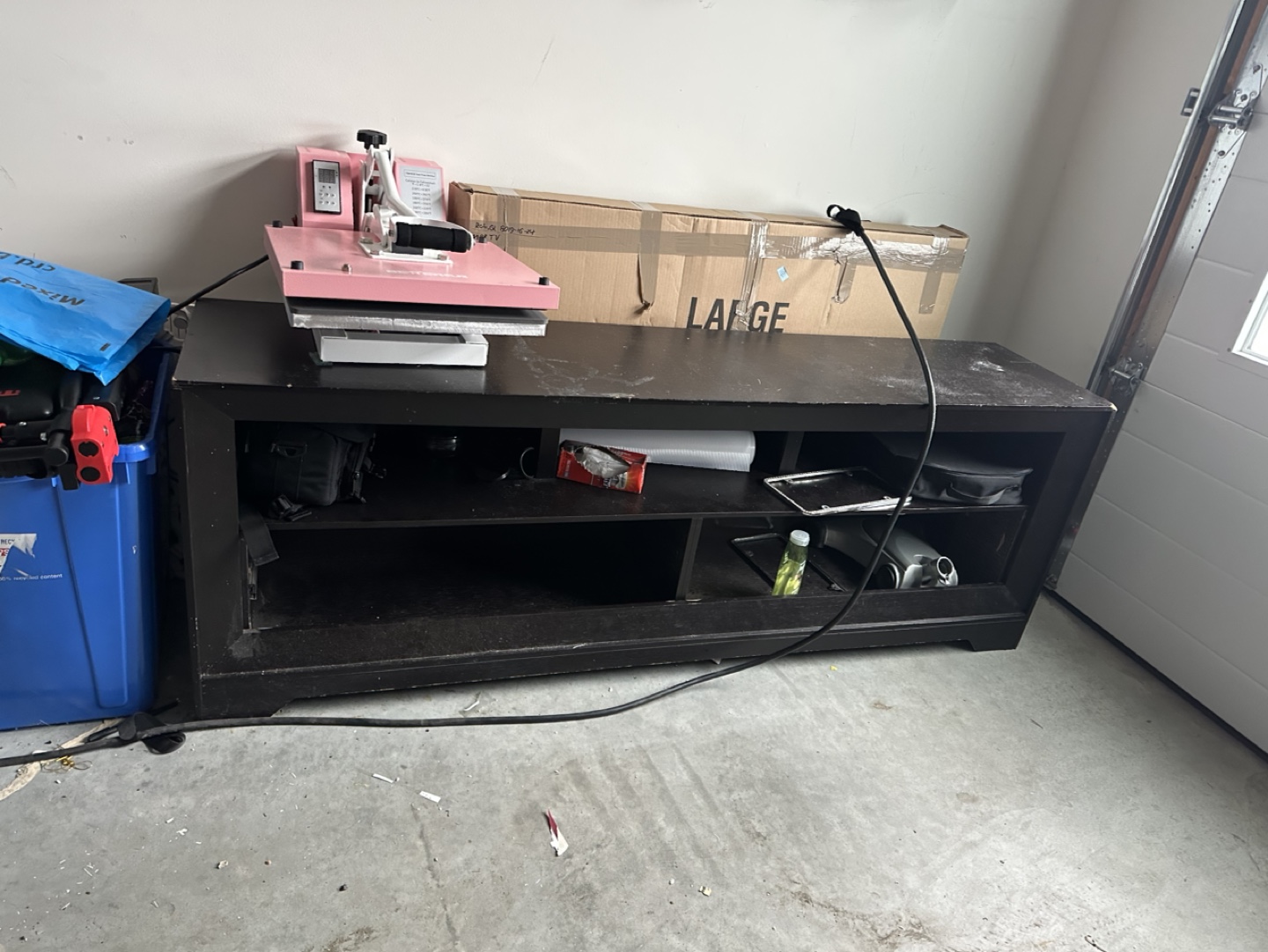 Tv stand dark brown #freecycle