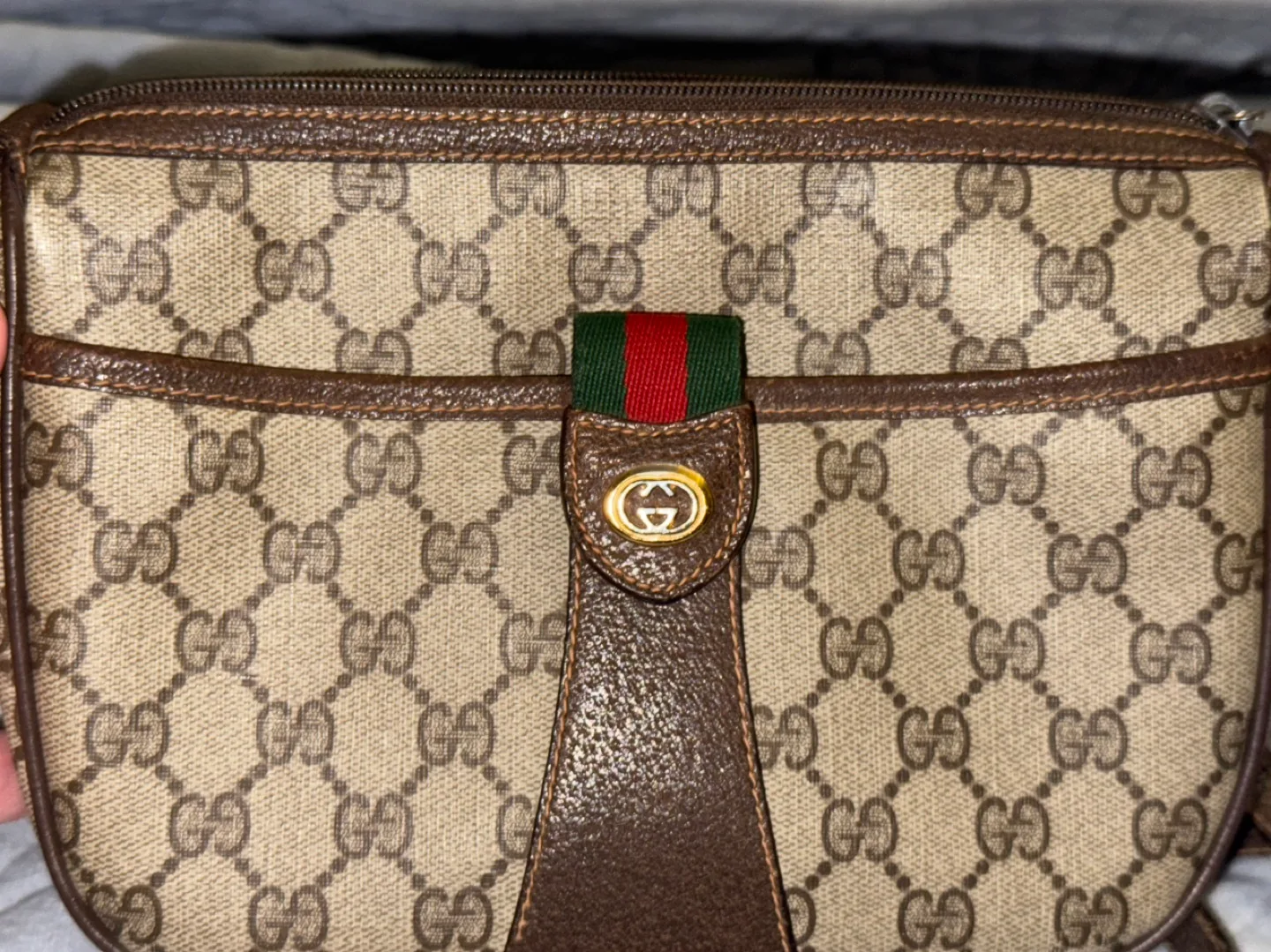 Vintage Gucci GG Monogram Shoulder Bag image indicator(7)