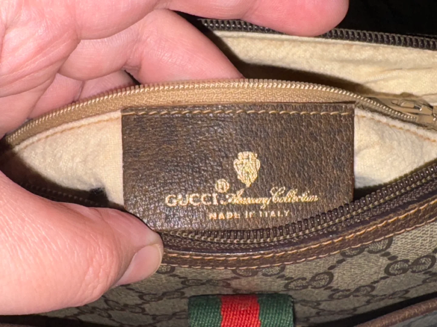 Vintage Gucci GG Monogram Shoulder Bag image indicator(9)