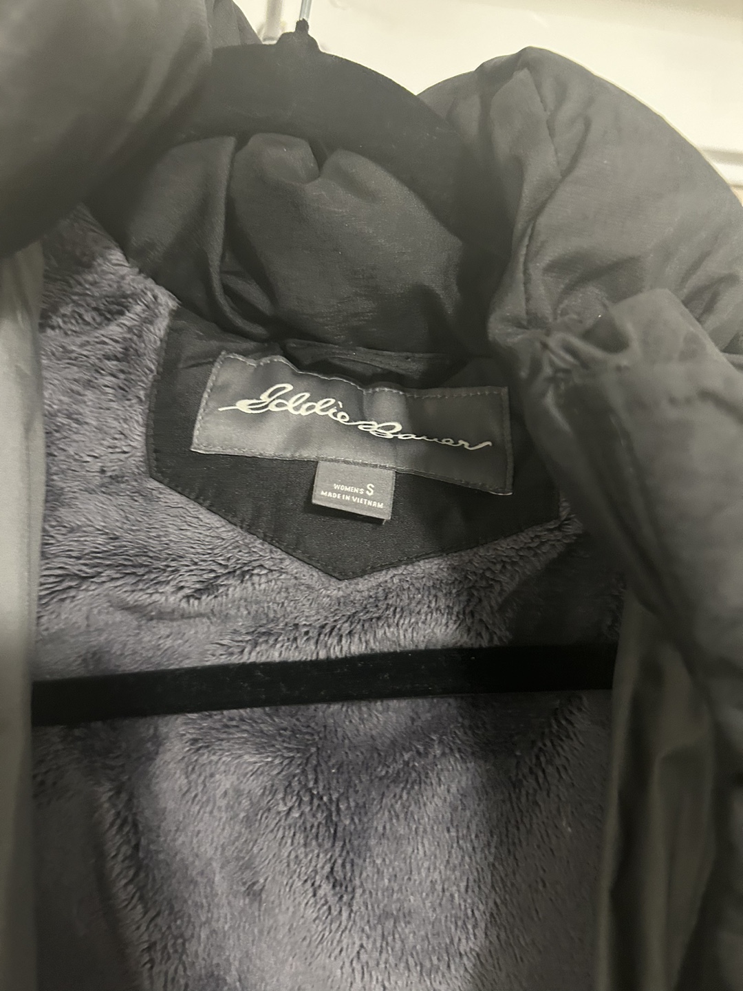 Eddie Bauer Women's Size Small Black Puffer Jacket - photo 5