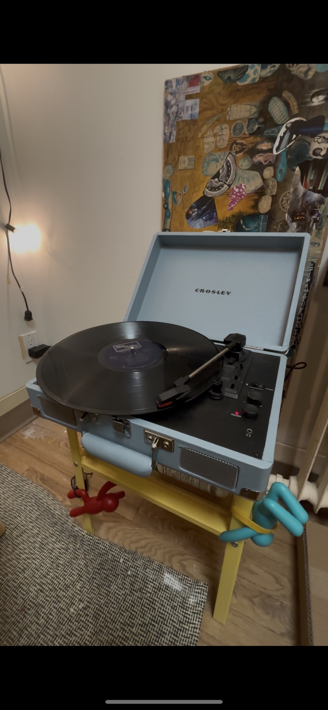 Crosley Cruiser Deluxe Portable Suitcase Turntable - Light Blue