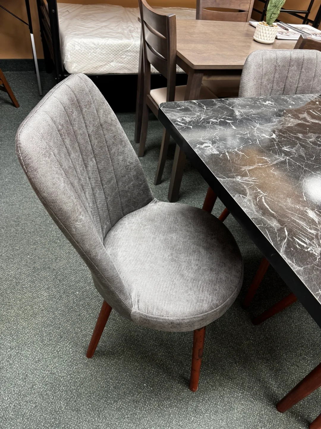 Extendable Dining Table with Grey Chairs ▫️NEW- Floor Model▫️ image indicator(3)