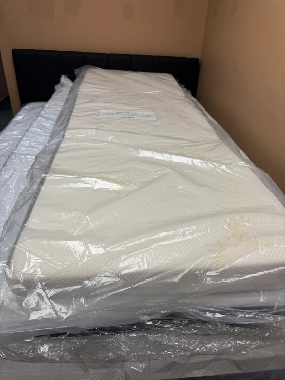 Twin/Single 6” Gel Memory Foam Mattress image indicator(2)