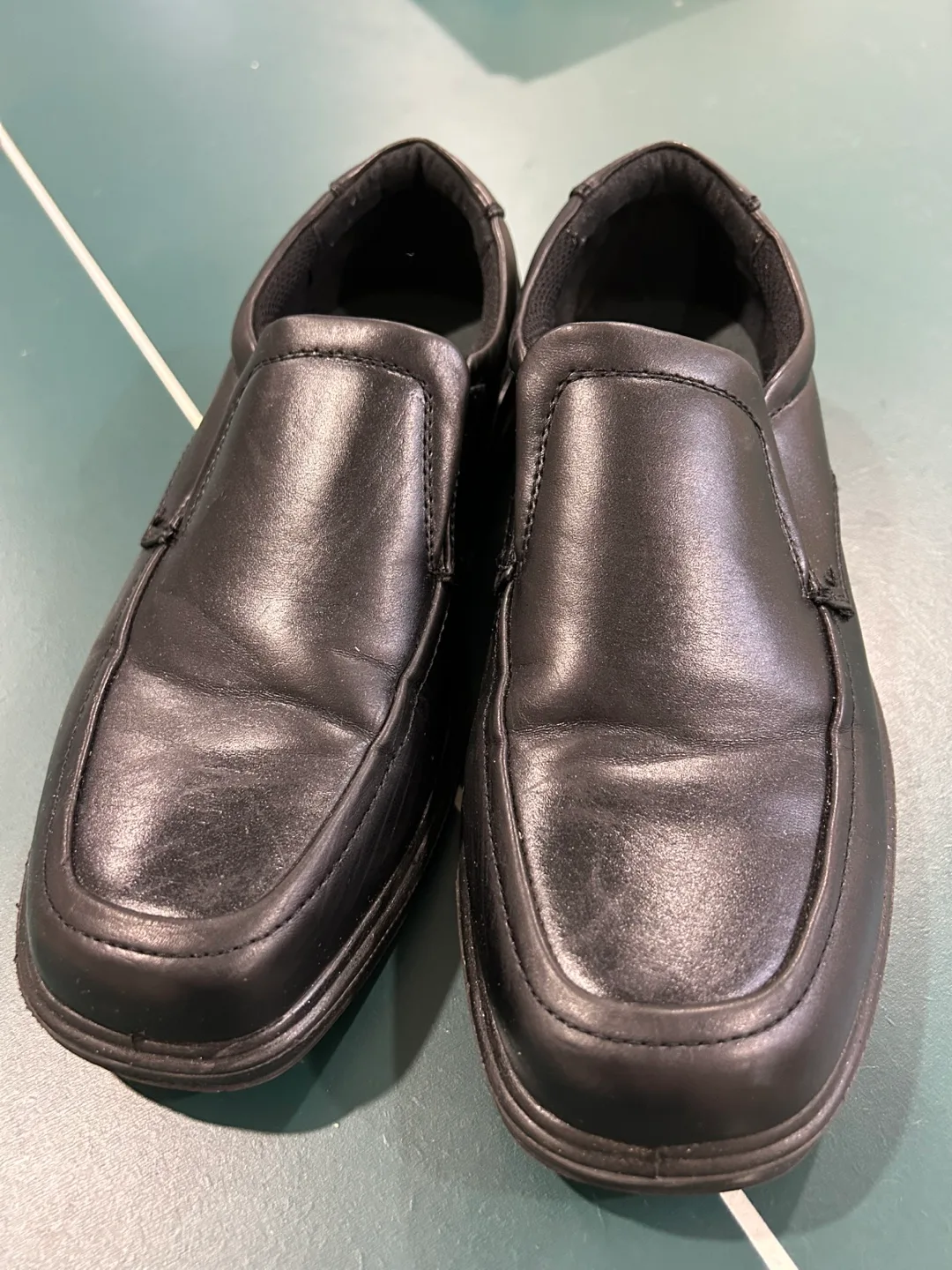 George Black Leather Slip-On Shoes Men’s image indicator(2)