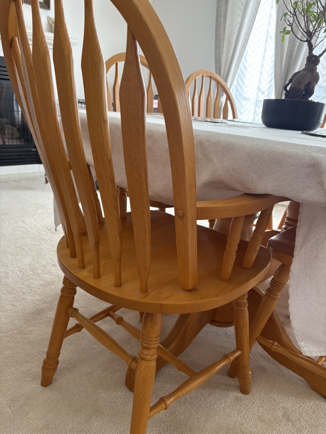 6-Piece Oak Dining Set with Leaf - photo 3