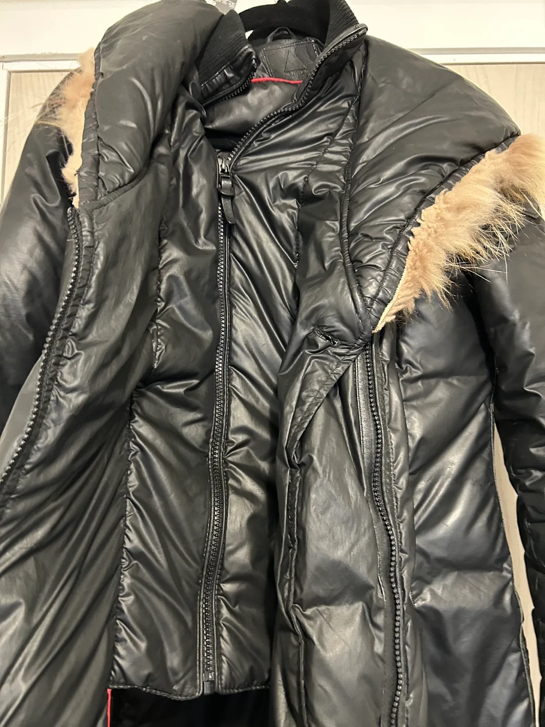 Atelier Noir Women's Black Puffer Coat with Faux Fur Hood image indicator(3)