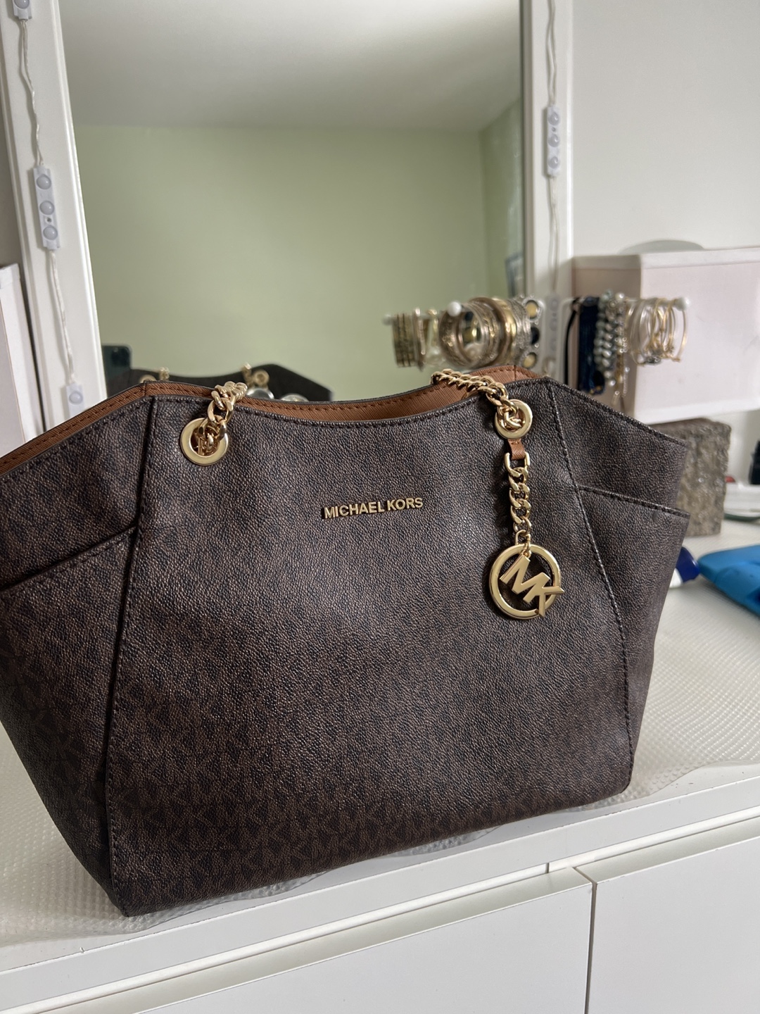 Michael Kors Jet Set Item Tote Bag
