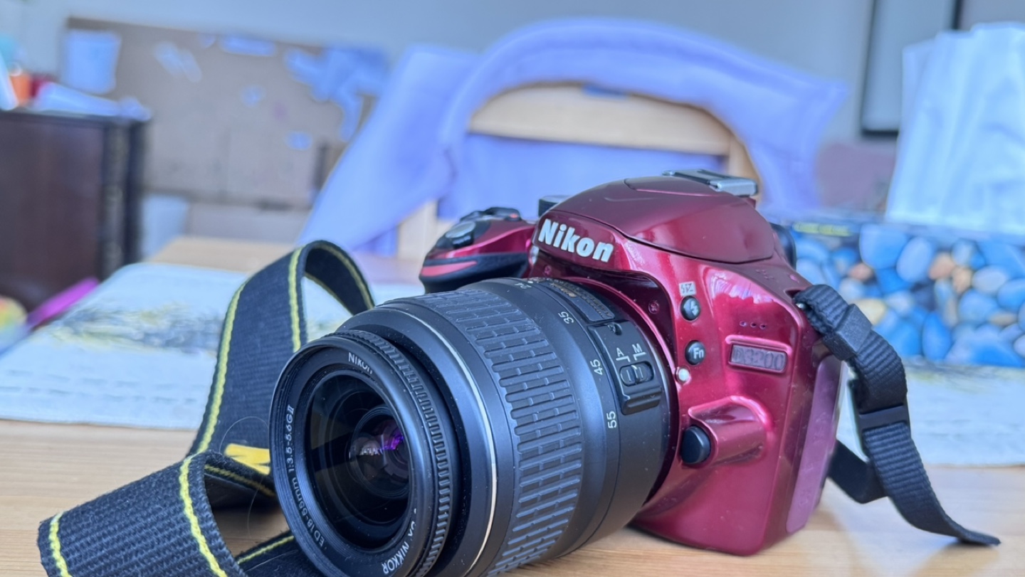 Nikon D3200 DSLR Camera - Red - photo 2