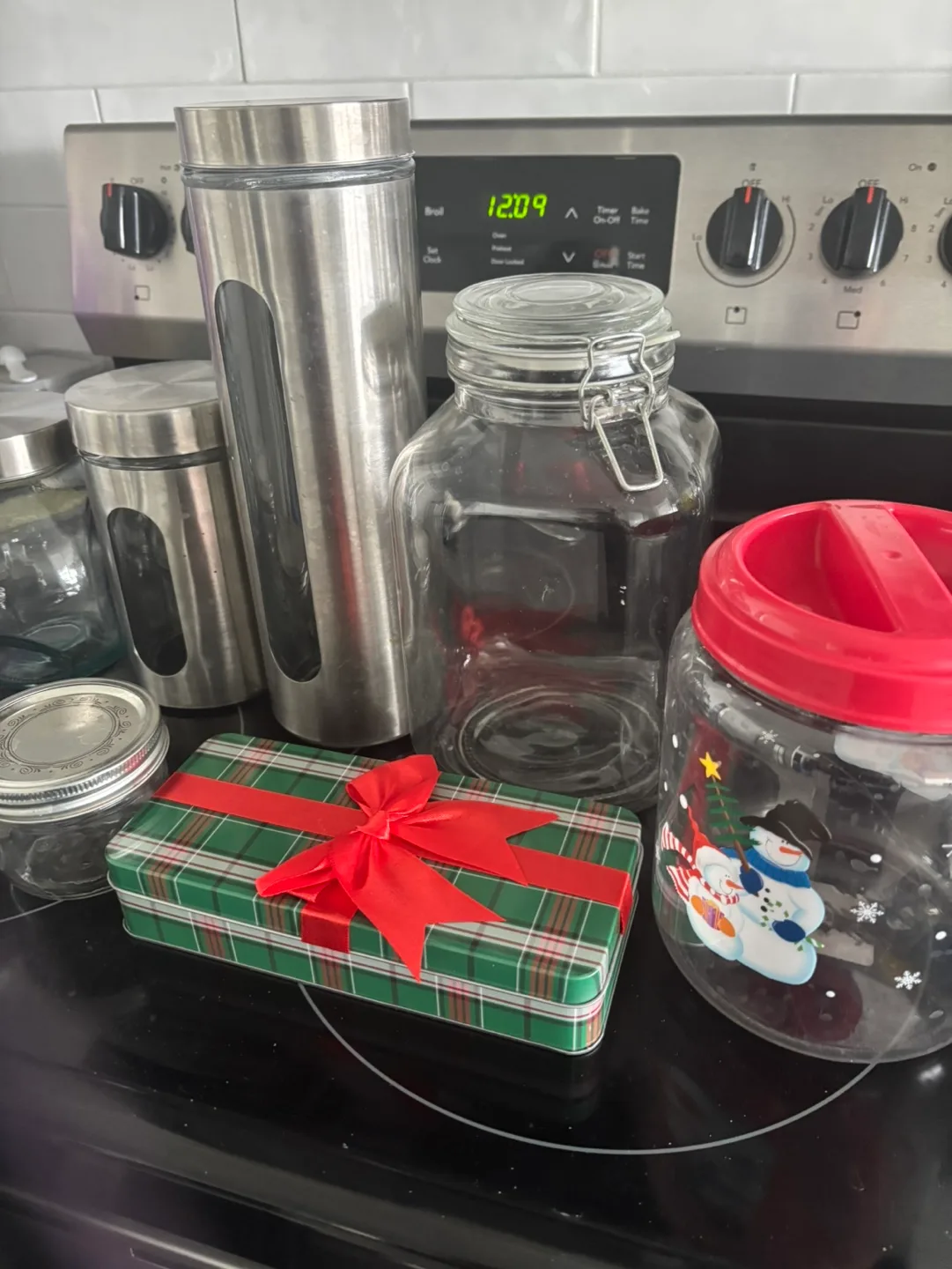 Assorted Glass Jars and Canisters image indicator(3)