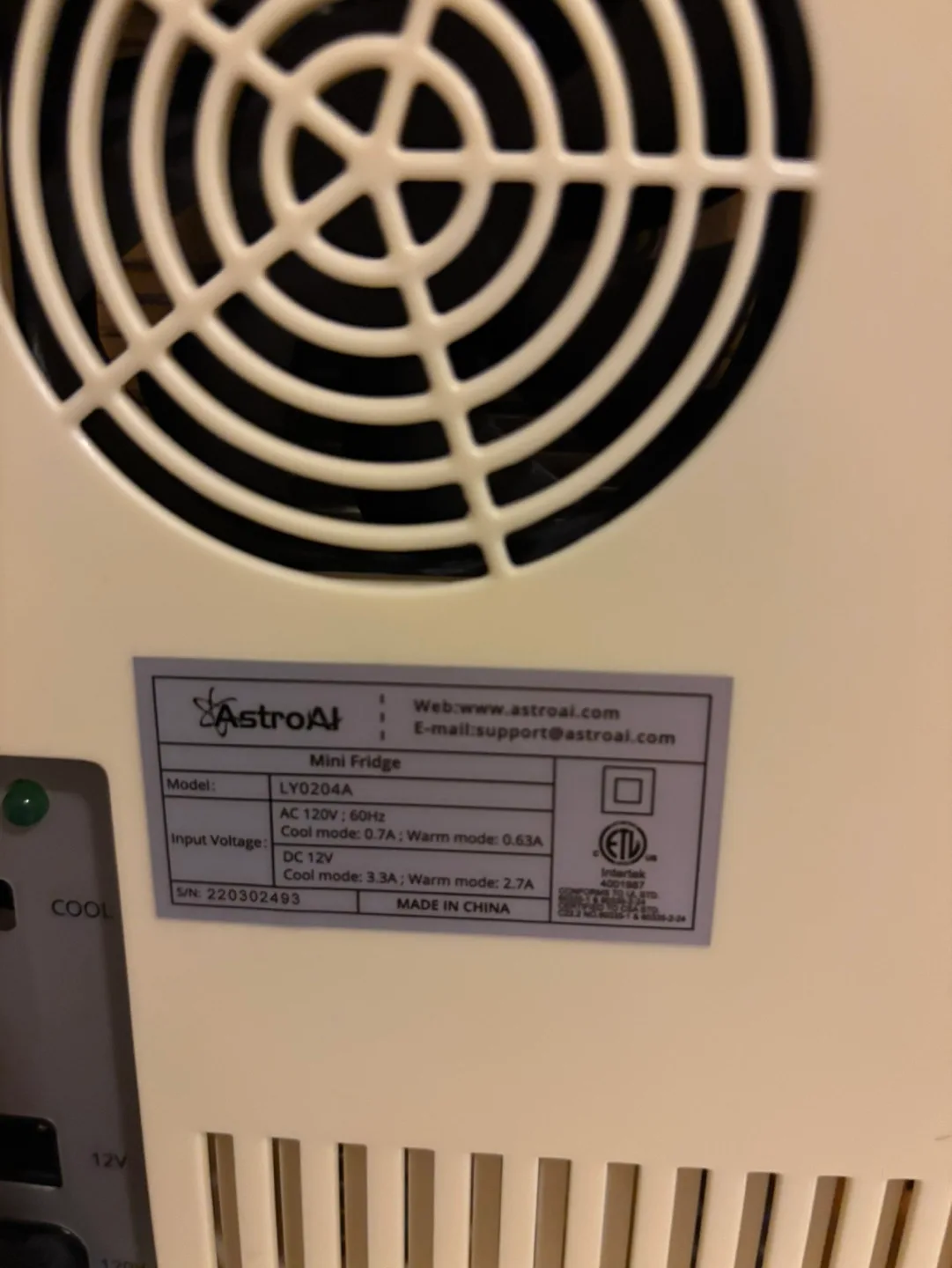 AstroAI Mini Fridge - Portable Cooler and Warmer image indicator(2)