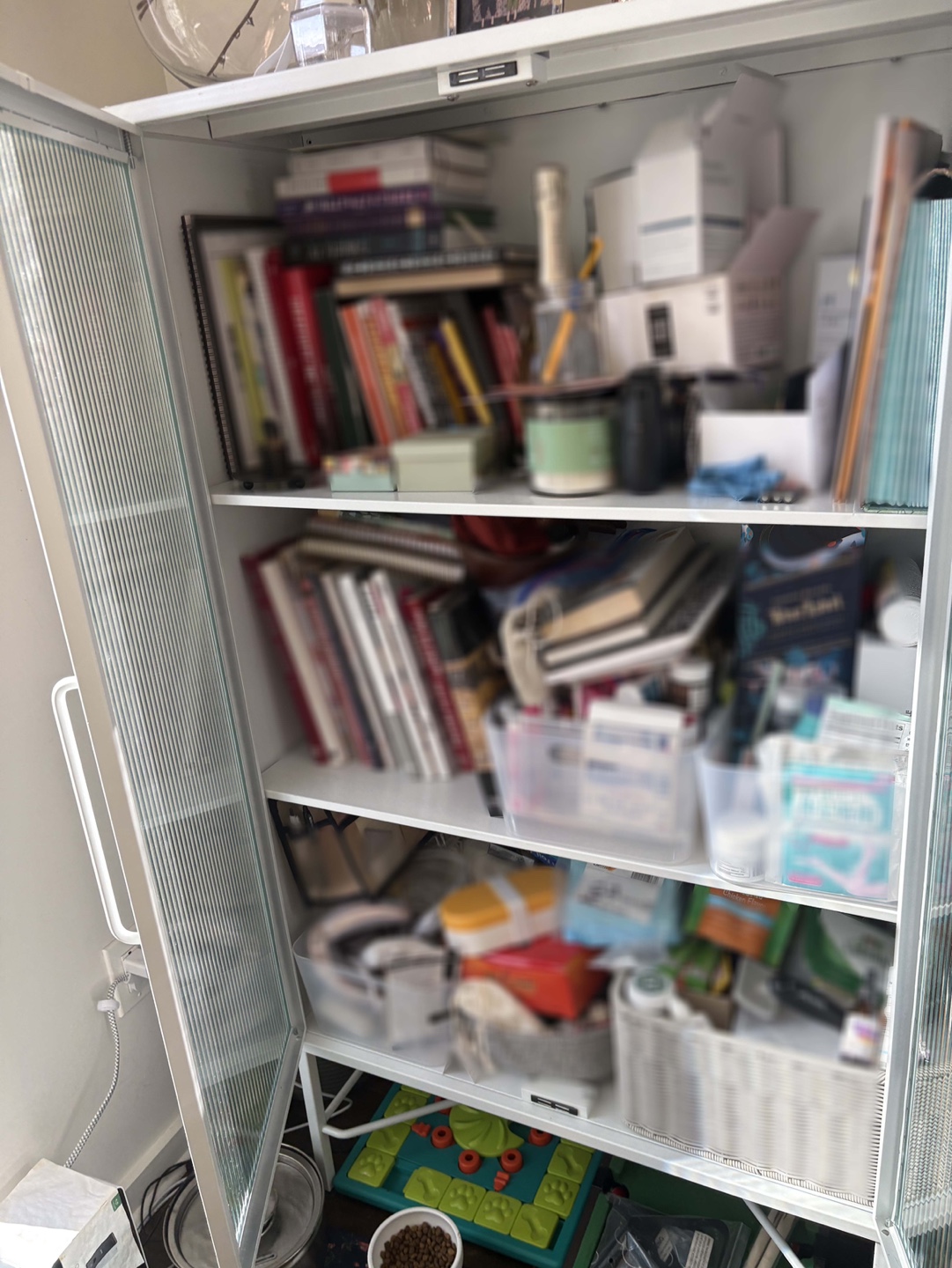 White metal Glass Cabinet - photo 3