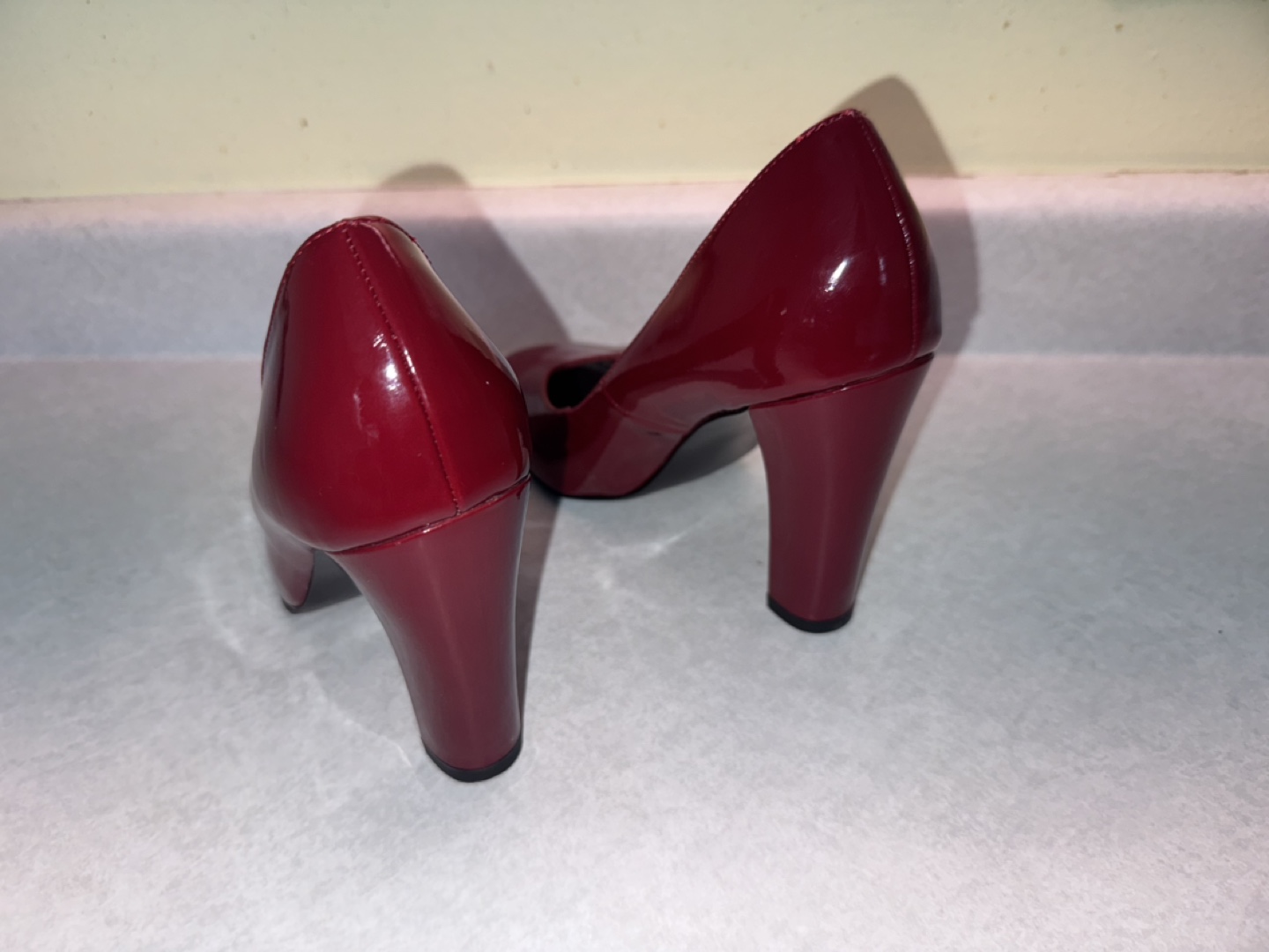 Women's Burgundy Patent Leather Heels - photo 2