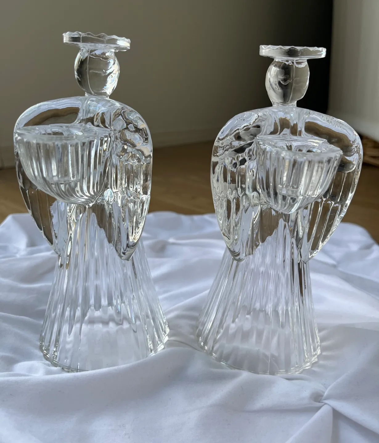 Pair of Crystal Angel Candle Holders image indicator(10)