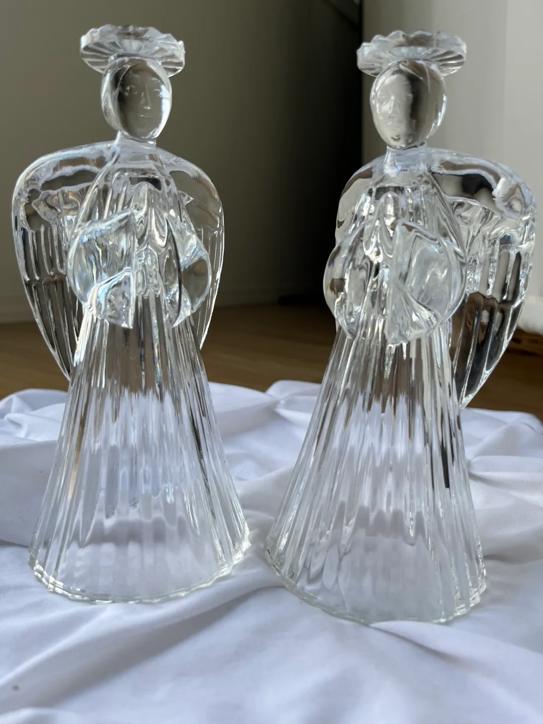 Pair of Crystal Angel Candle Holders image indicator(2)