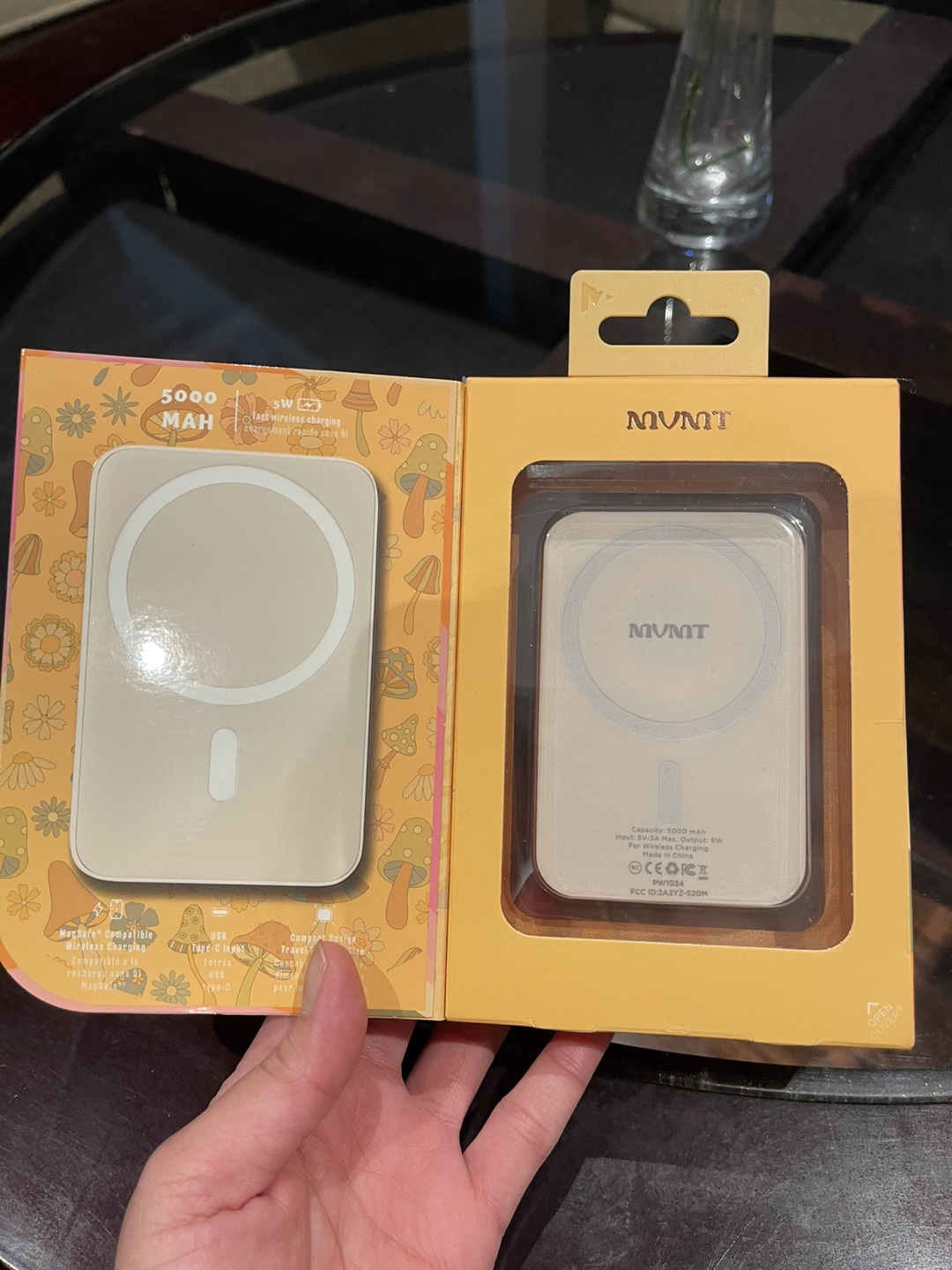 MagSafe Compatible Portable Charger - photo 2