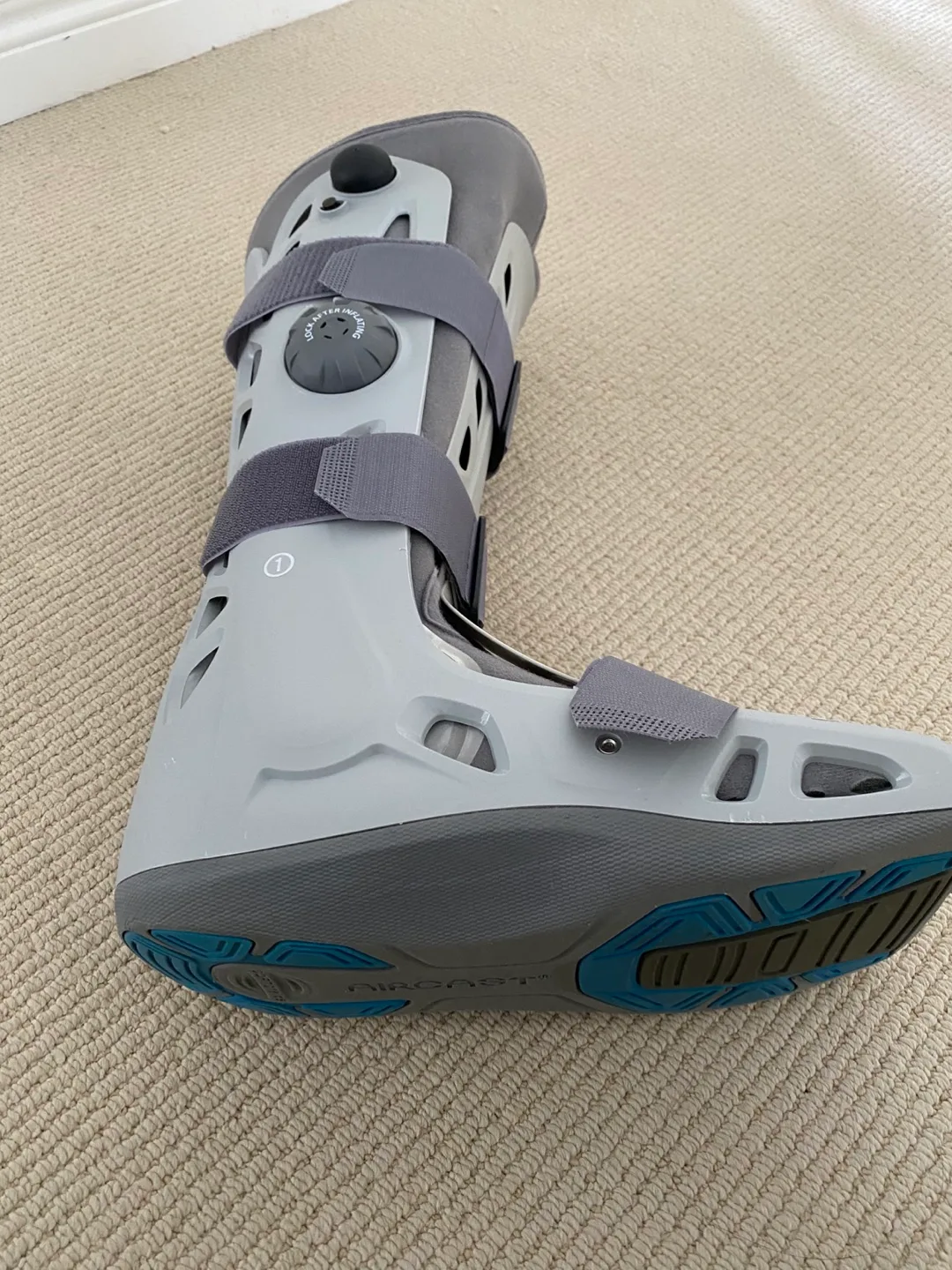 Aircast AirSport Ankle Support image indicator(2)