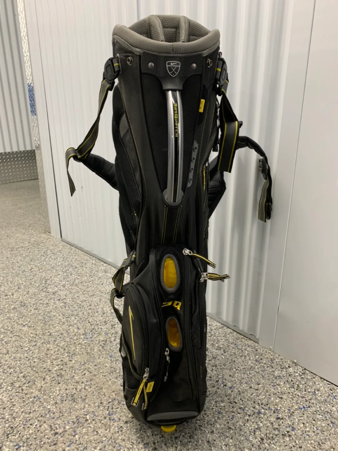 Nike Golf Bag image indicator(3)