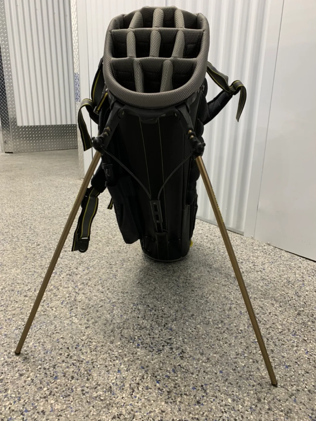 Nike Golf Bag image indicator(4)