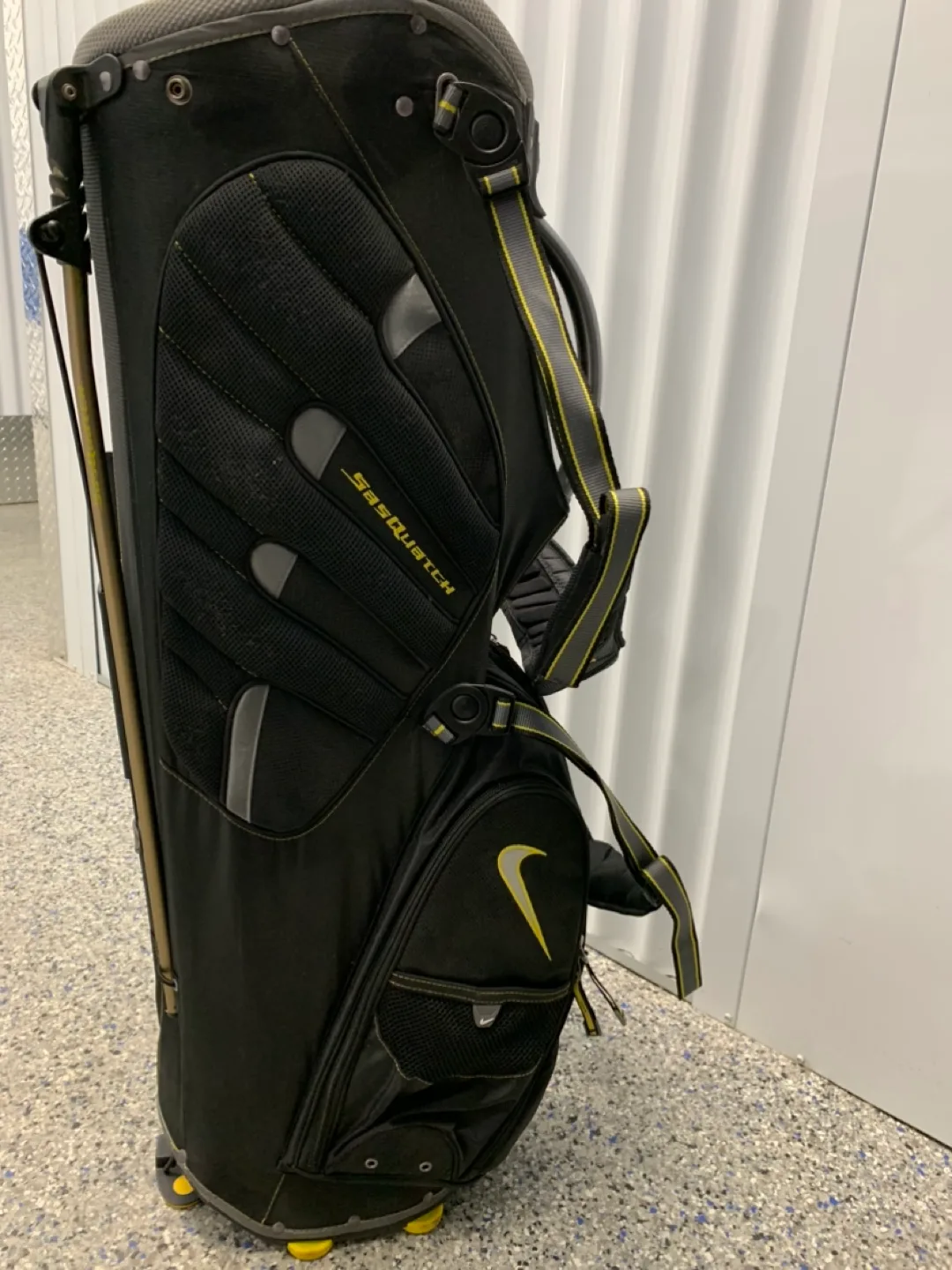 Nike Golf Bag image indicator(2)