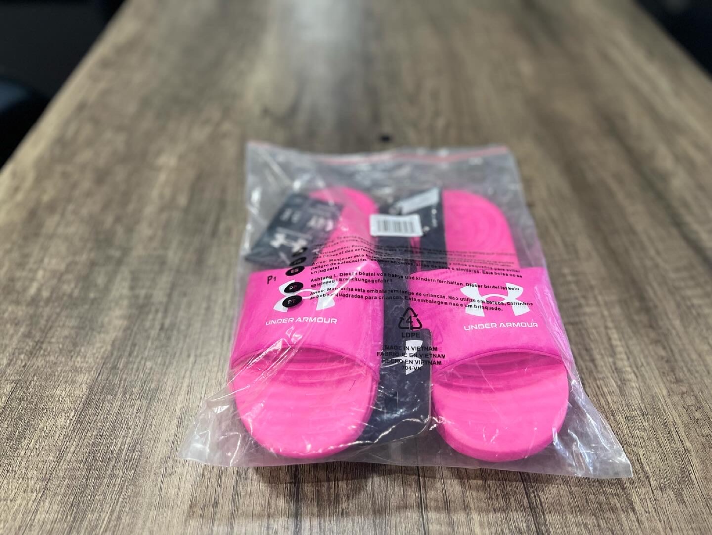 Under Armour Girls' Slides - Sizes 4Y / 5Y - Pink - photo 4