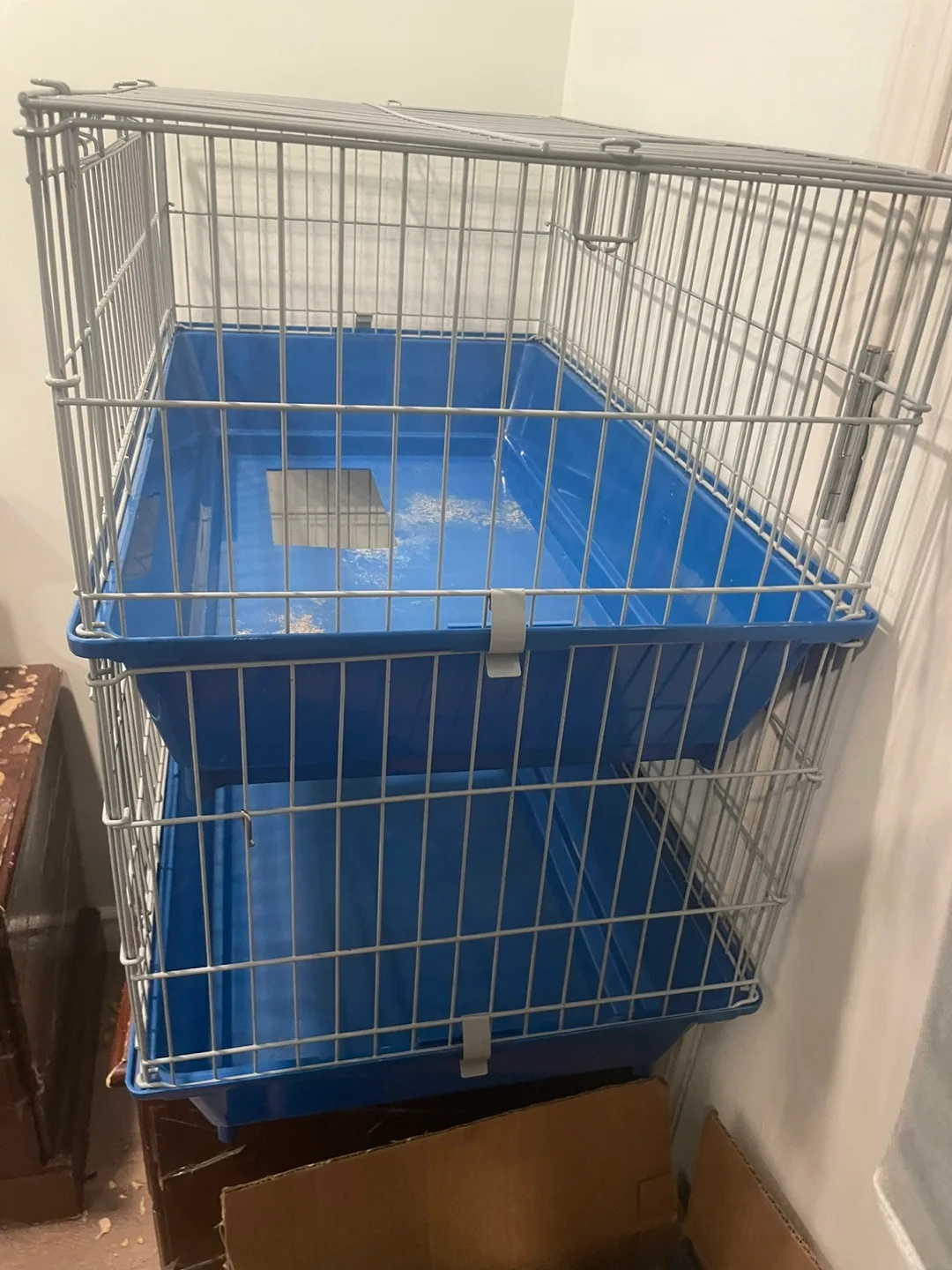 Two-tiered Pet Cage with accessories image indicator(2)