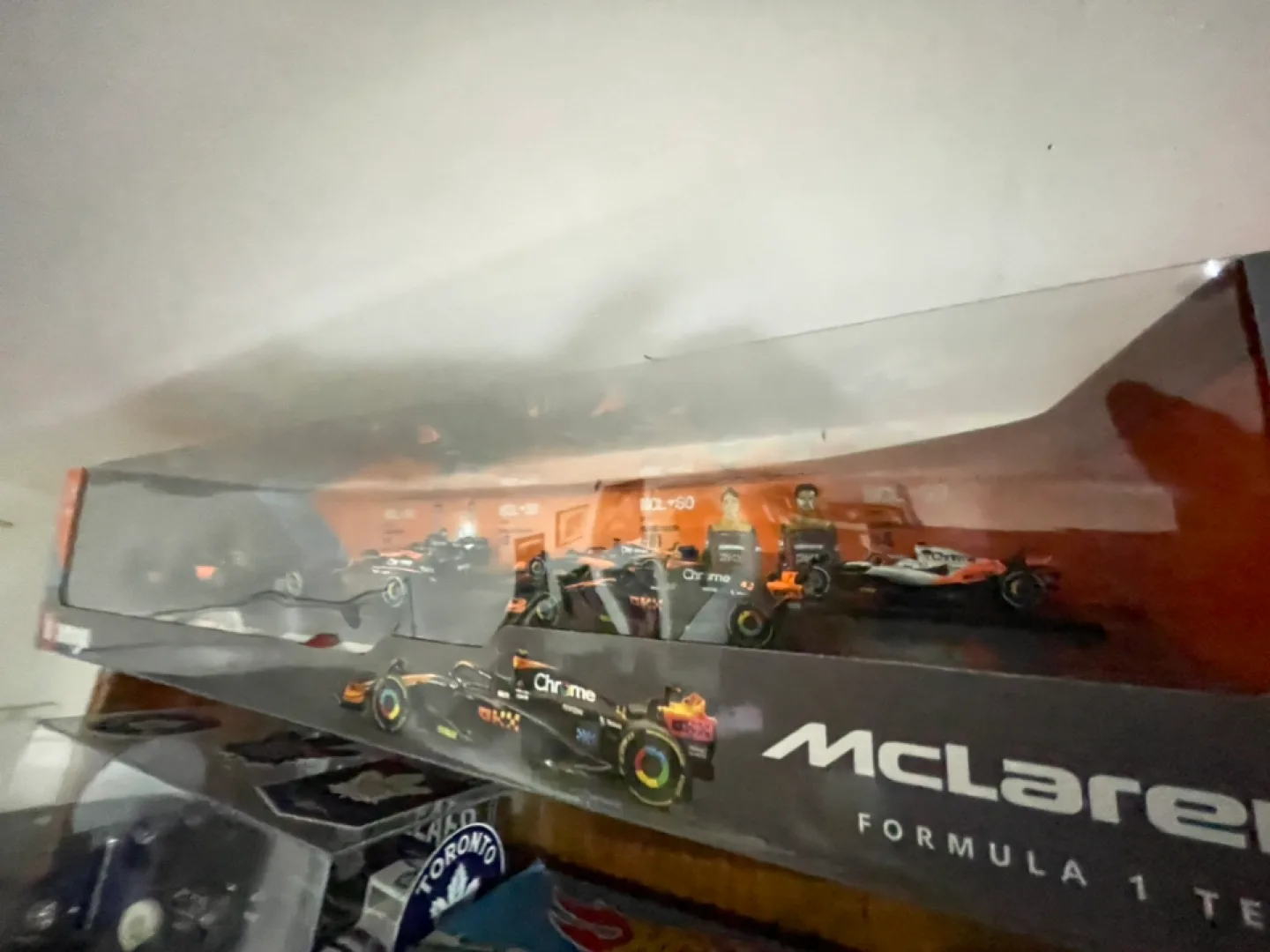 McLaren Formula 1 Team 2023 Burago 1/43 Scale Diecast Set image indicator(3)