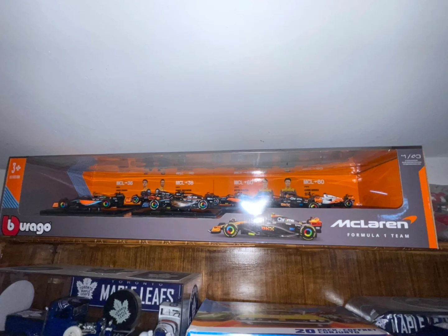 McLaren Formula 1 Team 2023 Burago 1/43 Scale Diecast Set image indicator(7)