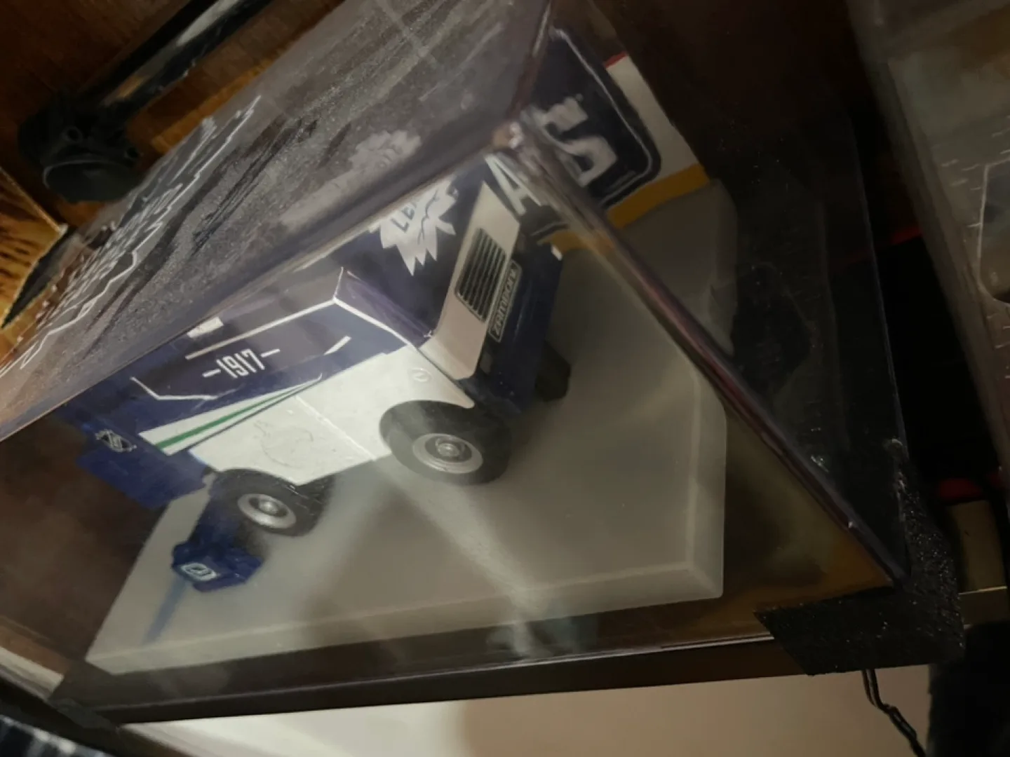 Toronto Maple Leafs Zamboni and Pickup Truck Collectible Set image indicator(2)