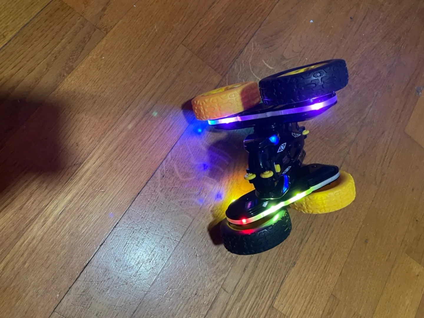 Remote Control Stunt Car with Lights image indicator(5)