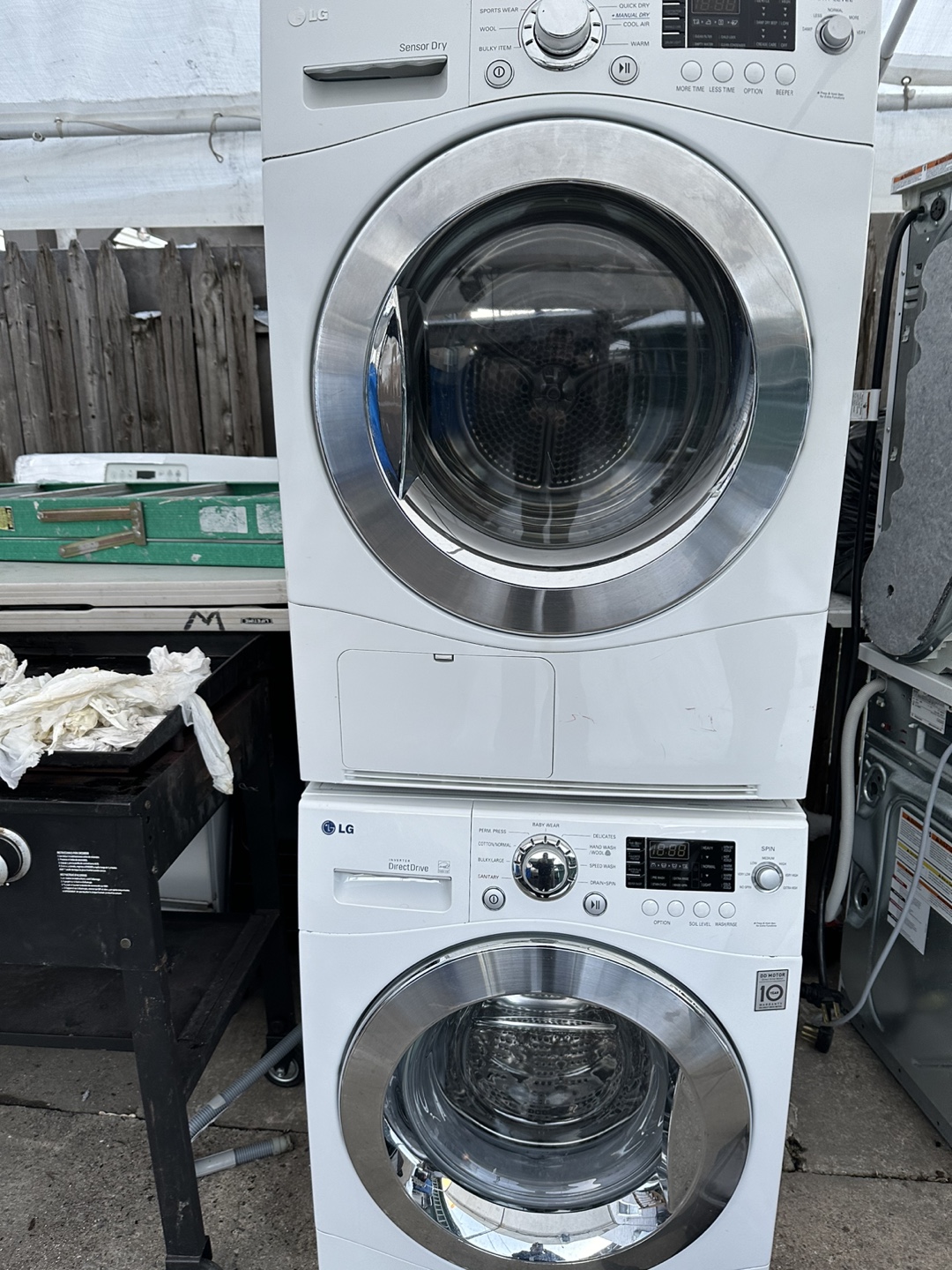 LG 24-inch Stackable Washer and Dryer Set