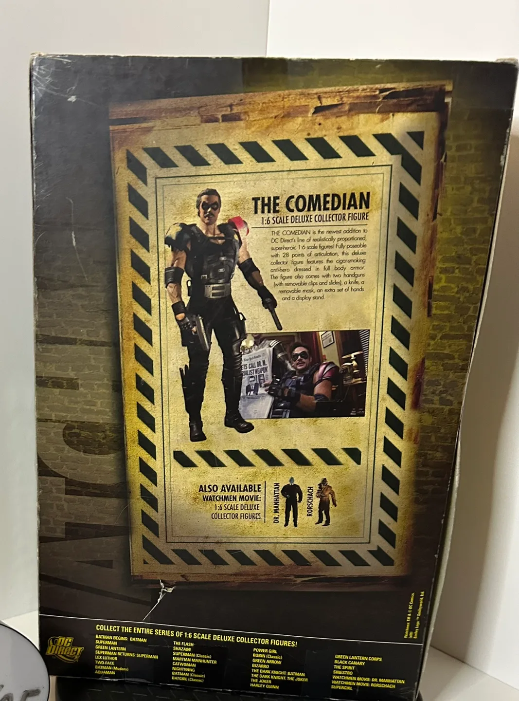 DC Direct Watchmen Comedian 1:6 Scale Deluxe Figure image indicator(3)