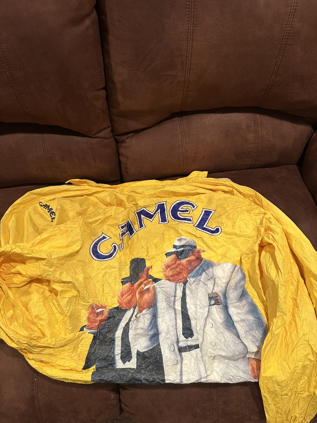 Vintage Camel Cigarettes Yellow Rain Jacket - photo 2
