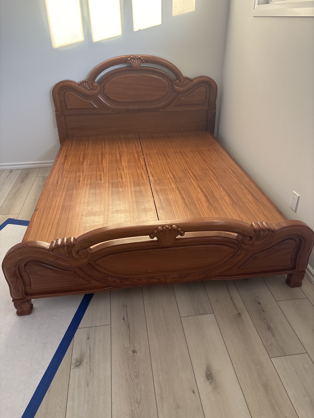 Wooden Queen size bed frame - photo 2