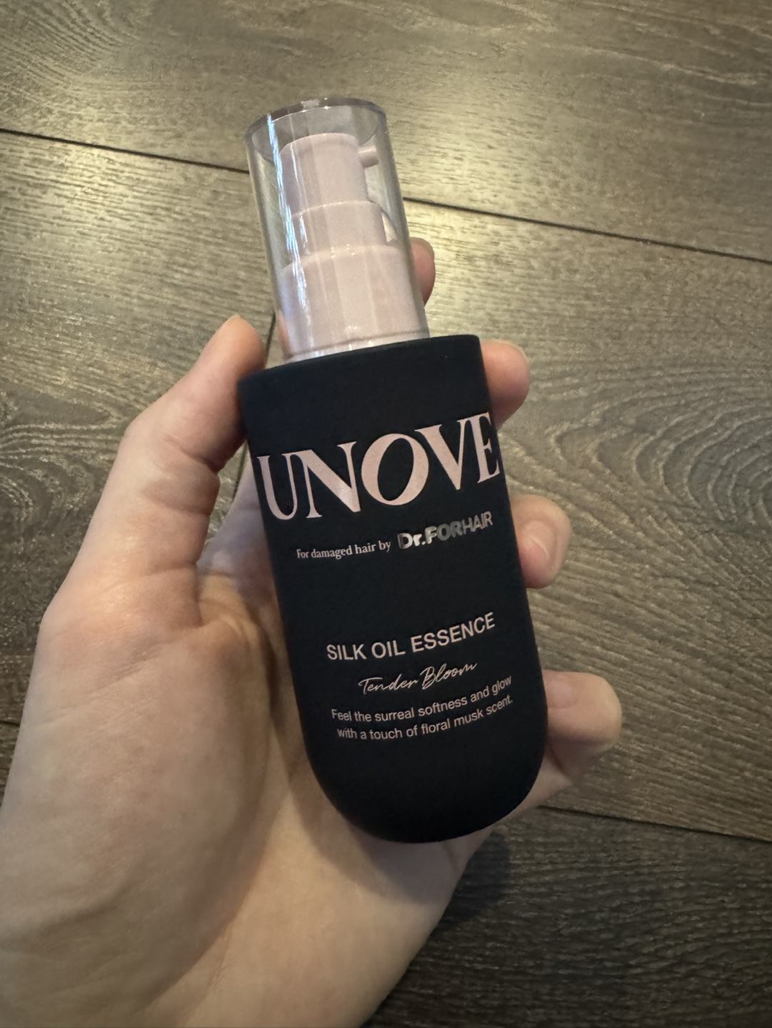 UNOVE Silk Oil Essence