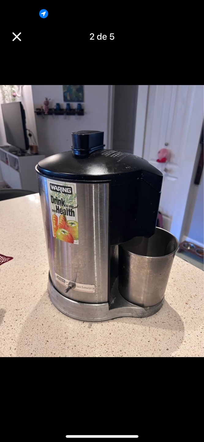 Waring Juice Extractor