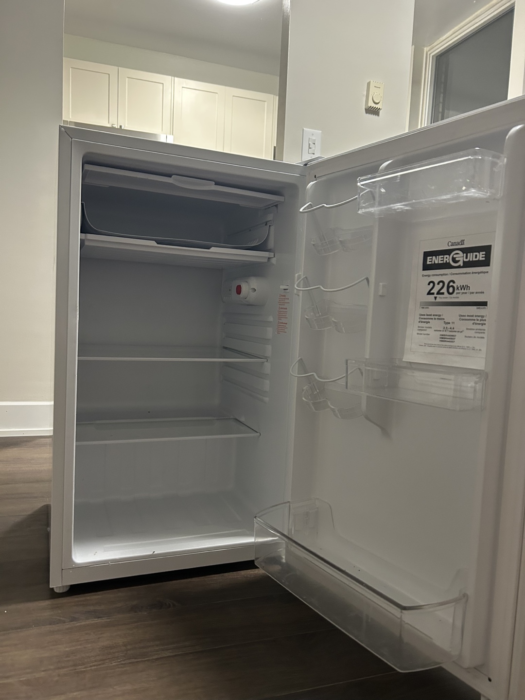 Magic Chef Compact Refrigerator - photo 2