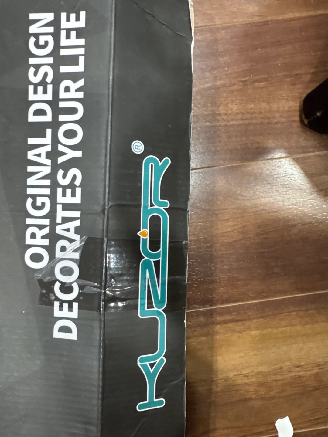 YUNZIOR single handle bathroom faucet image indicator(2)