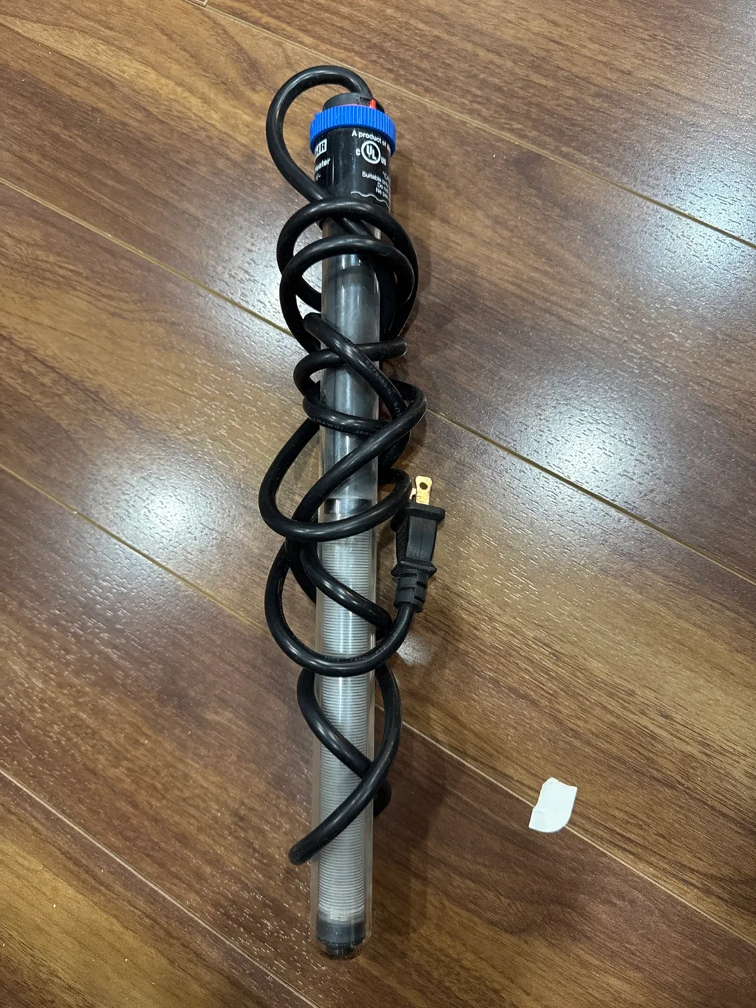 Aqueon 75-Watt Submersible Aquarium Heater image indicator(2)