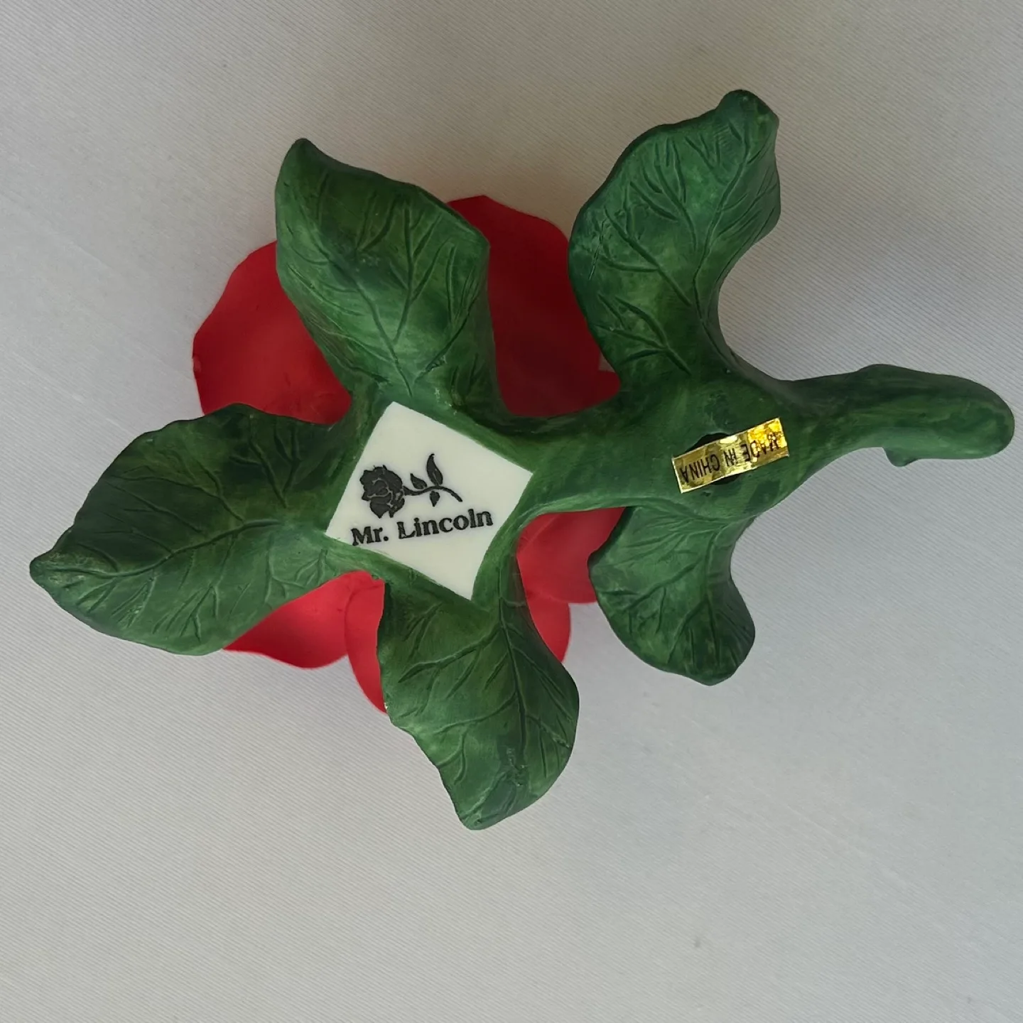 Vintage 1980 Mr Lincoln Porcelain Red Rose Flower Figurine image indicator(4)