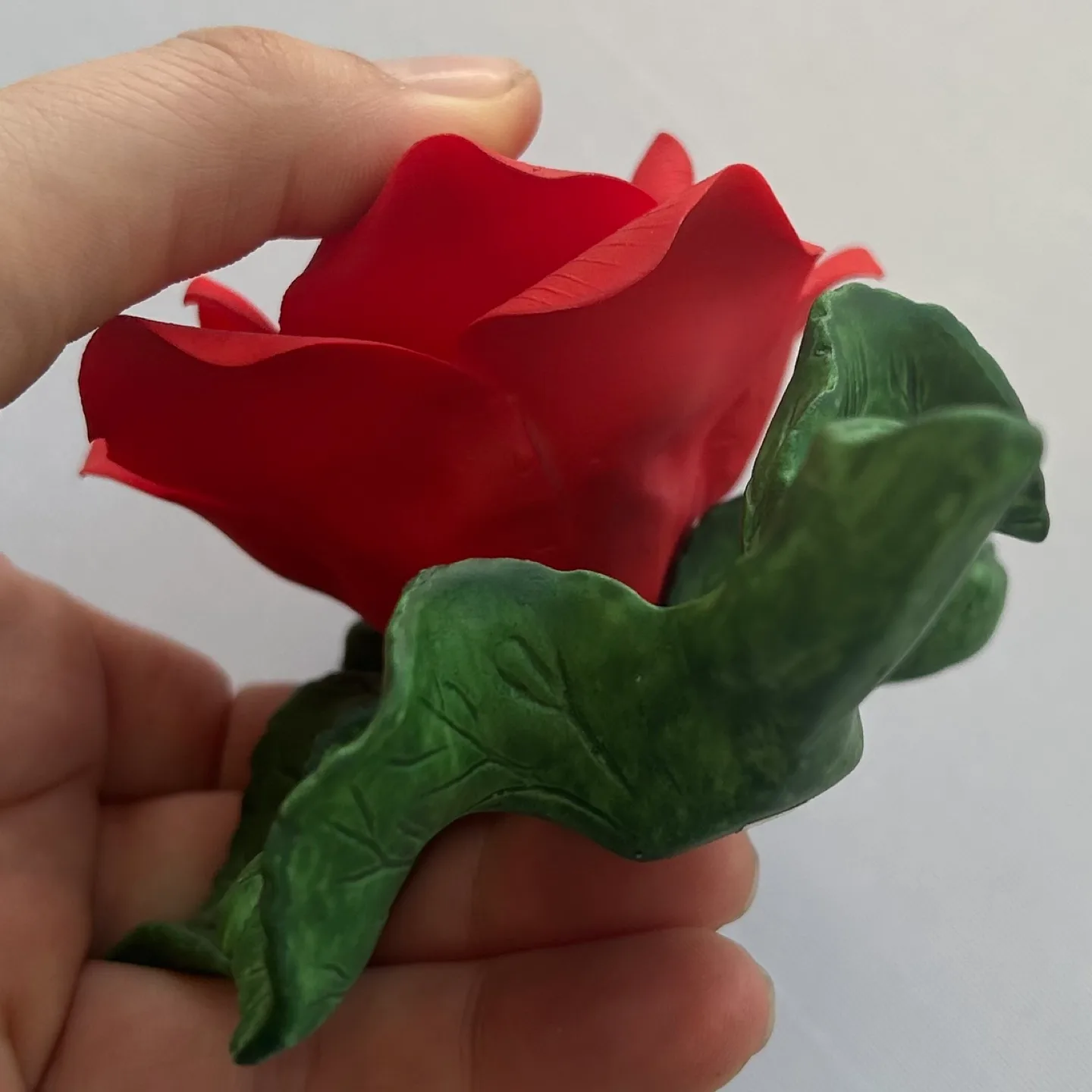 Vintage 1980 Mr Lincoln Porcelain Red Rose Flower Figurine image indicator(7)